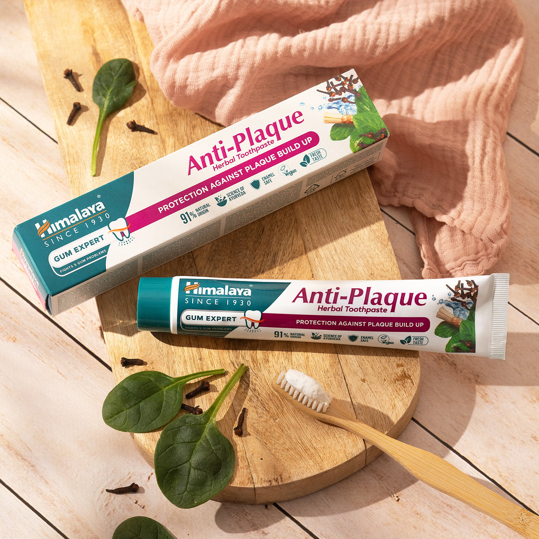 Himalaya Gum Expert Pasta de dientes a base de hierbas Antiplaca