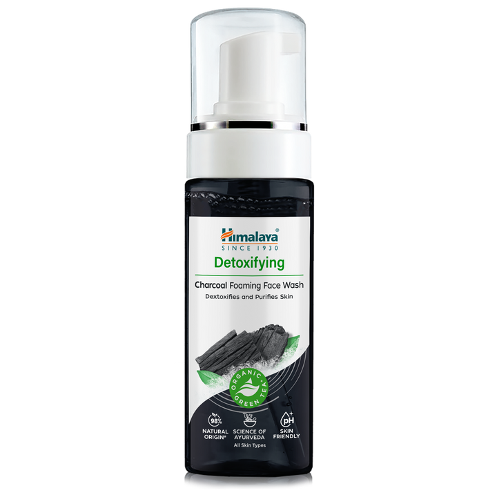 HIMALAYA ESPUMA LIMPIADORA FACIAL DE CARBÓN PURIFICANTE DE 150 ML